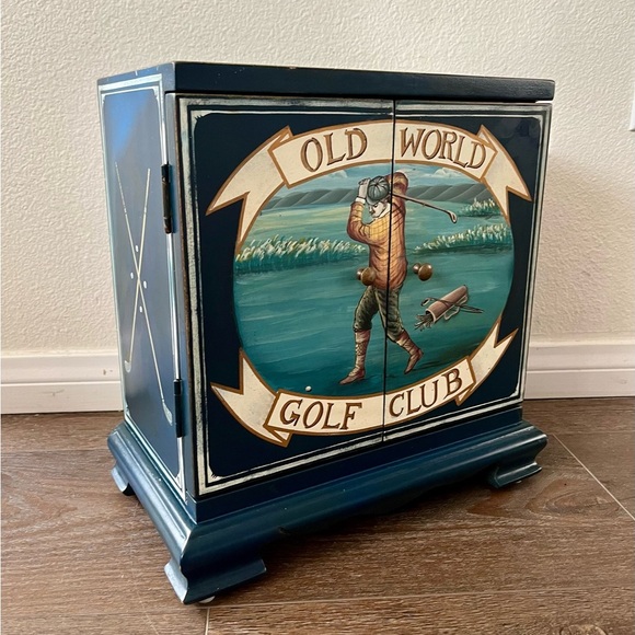 Old World Golf Club wooden 32 CD storage cabinet-green-2 door-13"x12"x7" - Picture 8 of 12